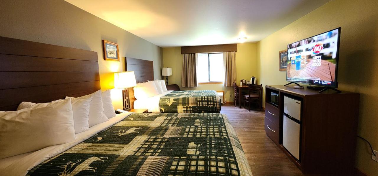 | Nisqually Lodge