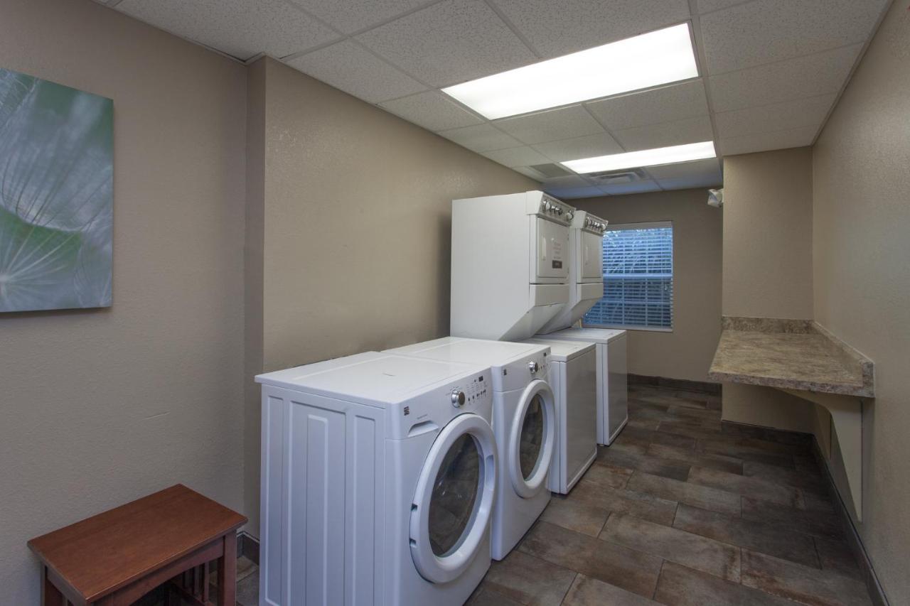 | Holiday Inn Express & Suites - North Brunswick, an IHG Hotel