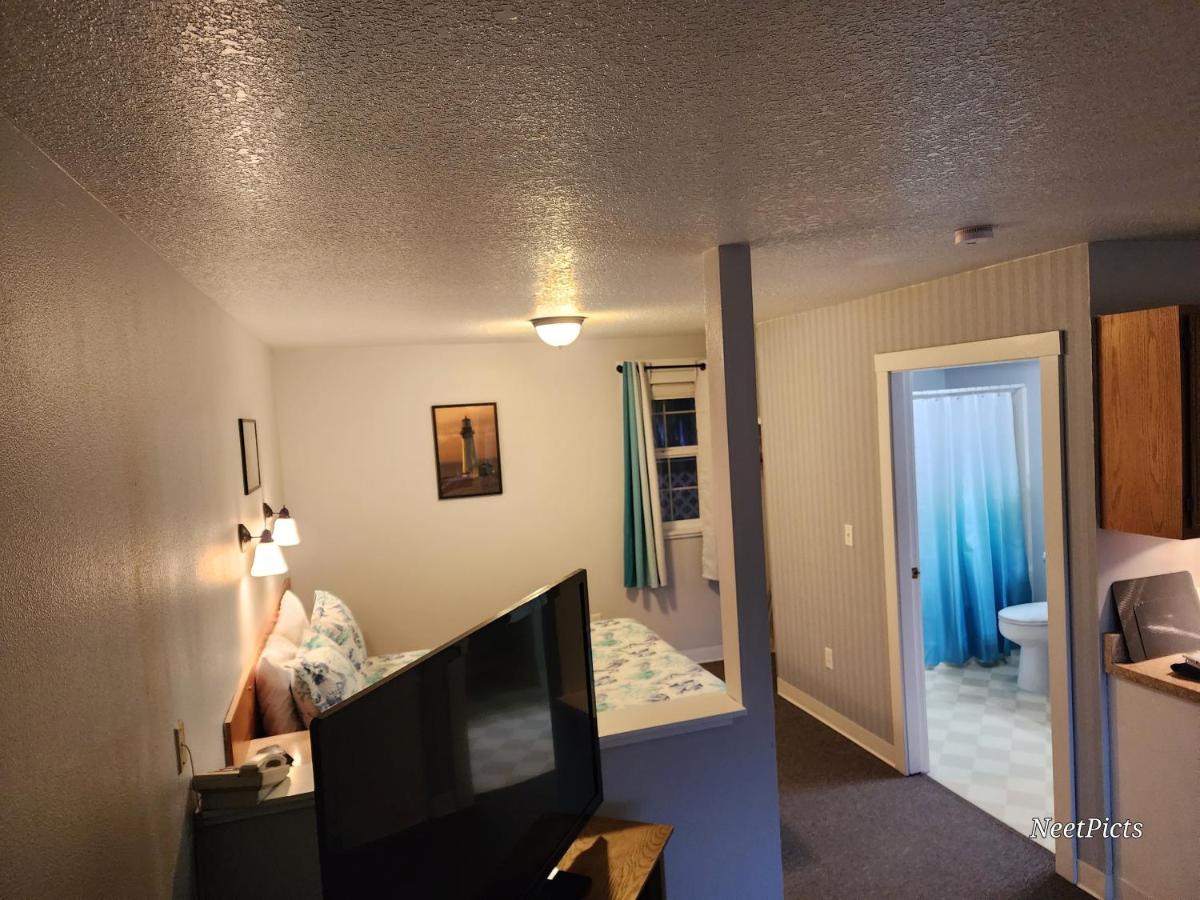 | Inn at Arch Rock
