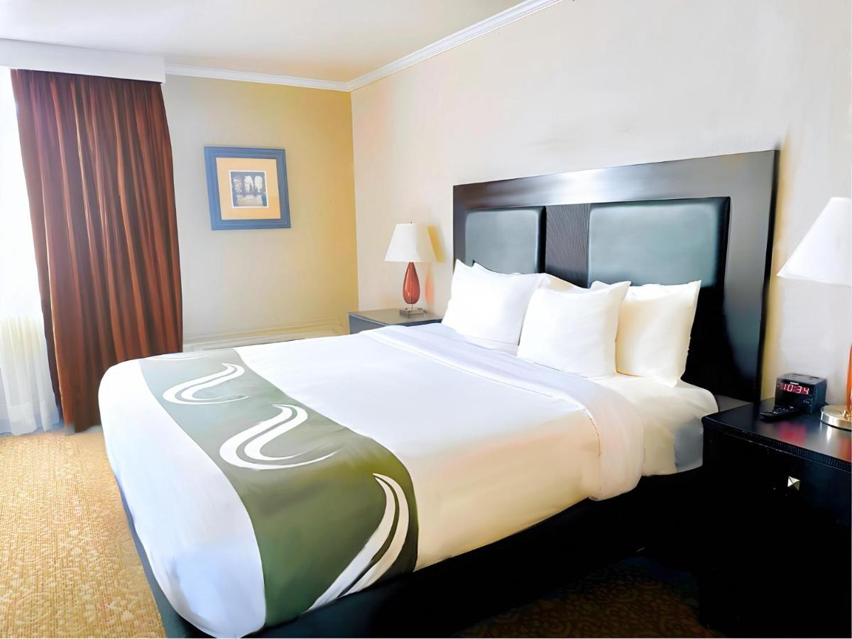 King Room - Non Smoking at Quality Inn Fort Worth - Downtown East