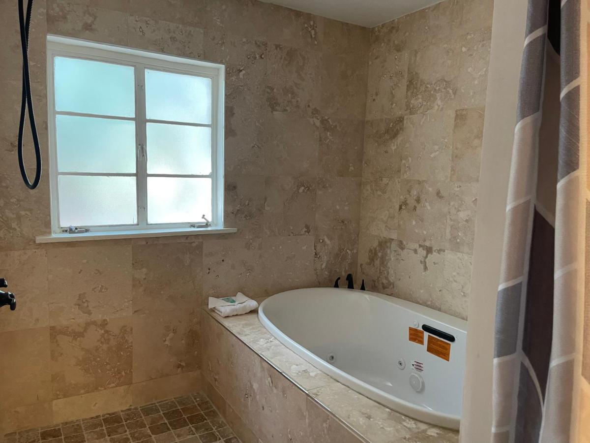 | Miracle Springs Resort & Spa