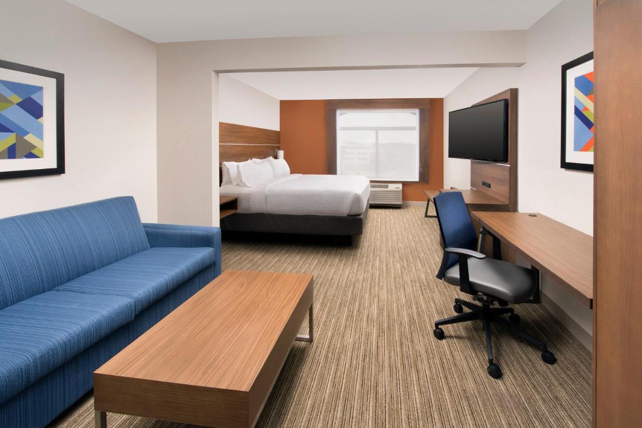  | Holiday Inn Express & Suites Baltimore - BWI Airport North, an IHG Hotel