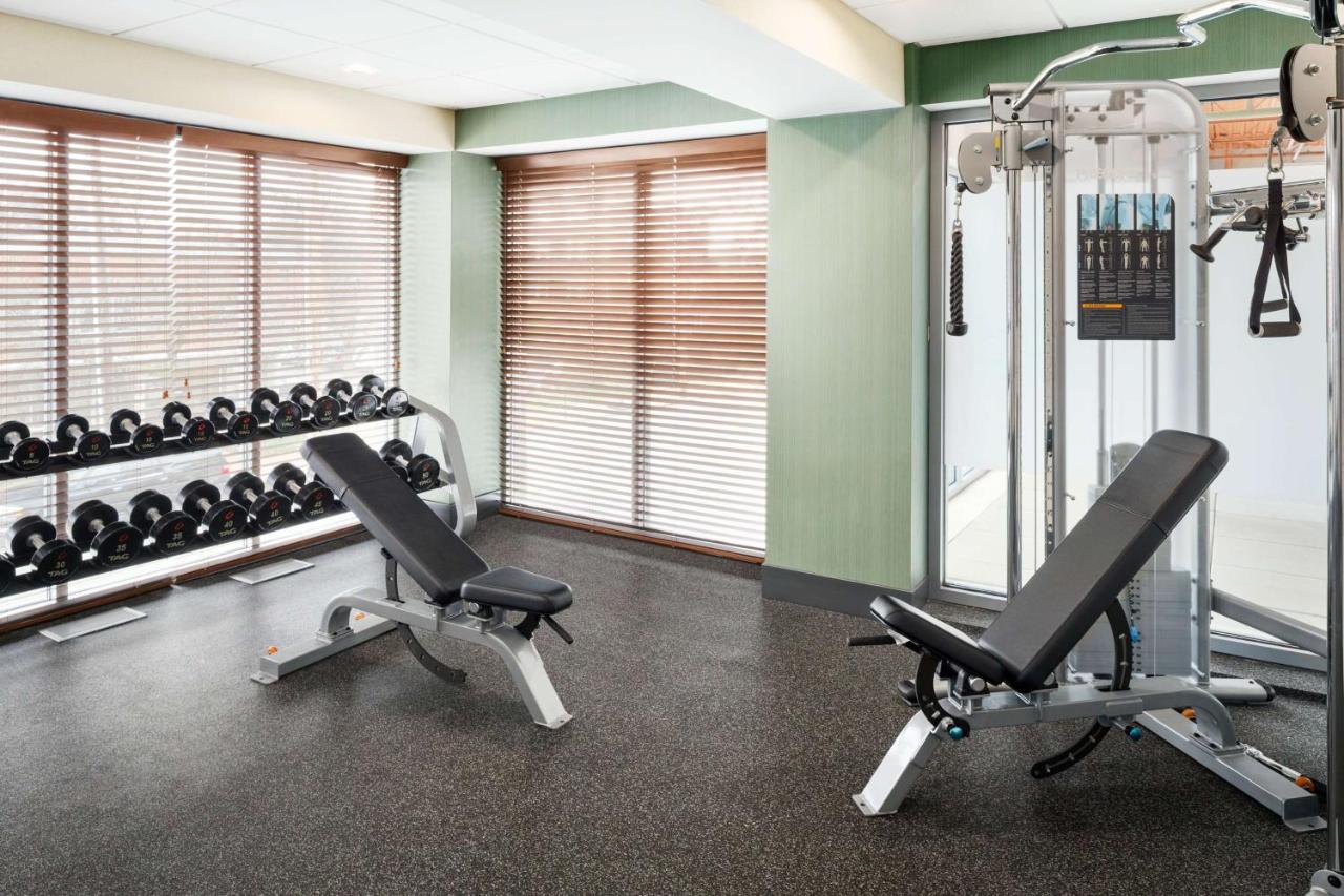  | Hampton Inn and Suites Clayton/St. Louis-Galleria Area