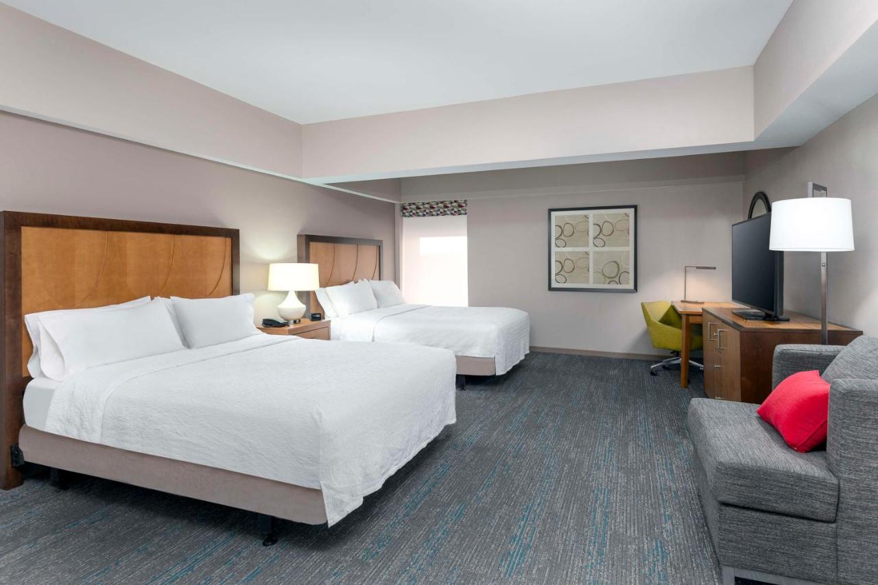  | Hampton Inn and Suites Clayton/St. Louis-Galleria Area