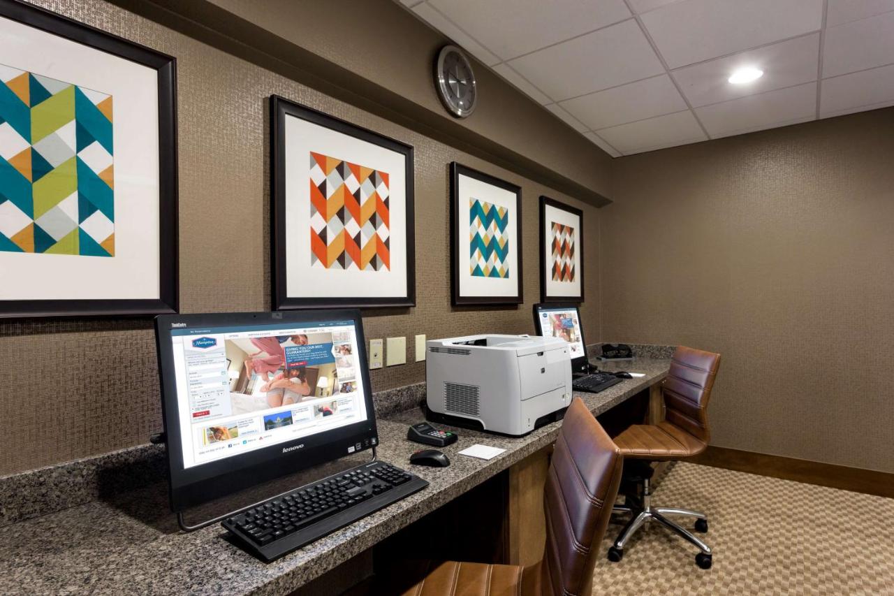  | Hampton Inn and Suites Clayton/St. Louis-Galleria Area