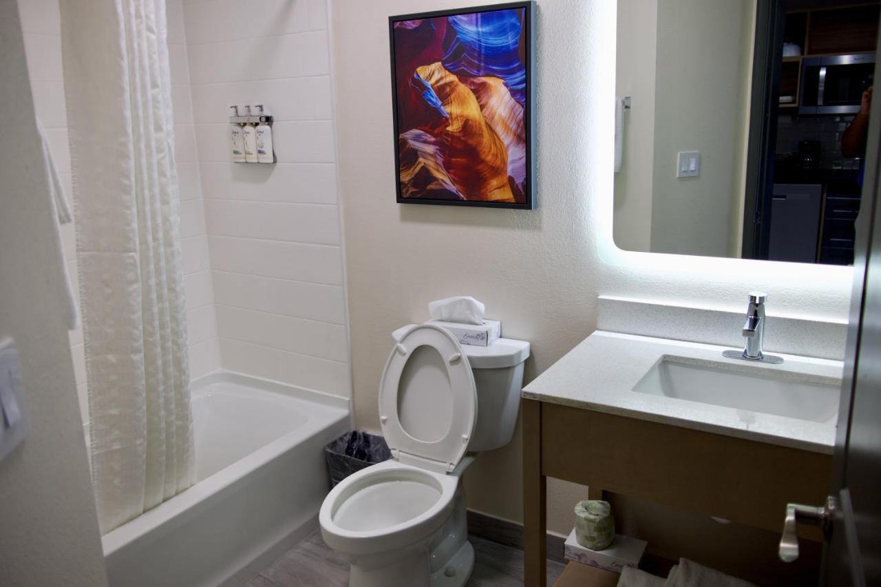 Queen Room - Mobility/Hearing Access - Non-Smoking at Candlewood Suites Harrisonburg by IHG