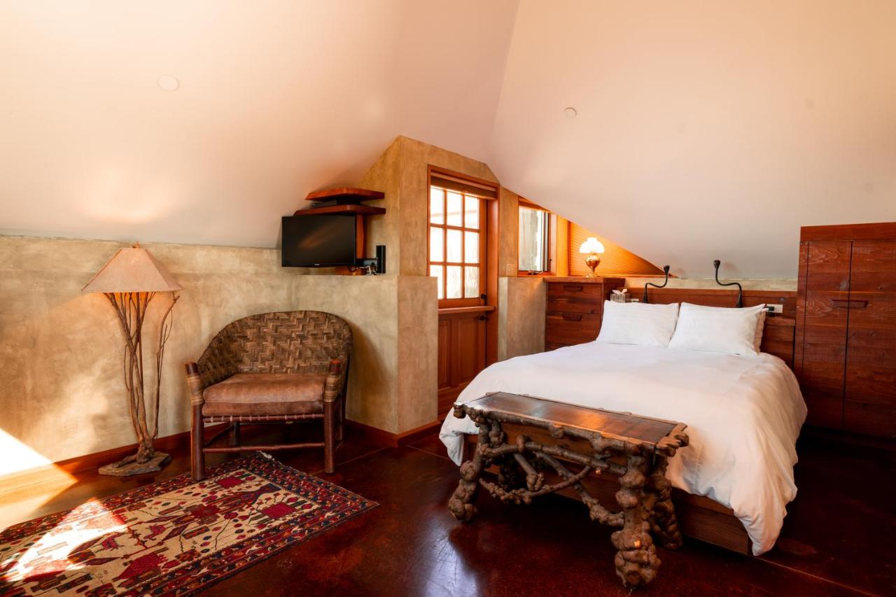  | The Inn at Newport Ranch