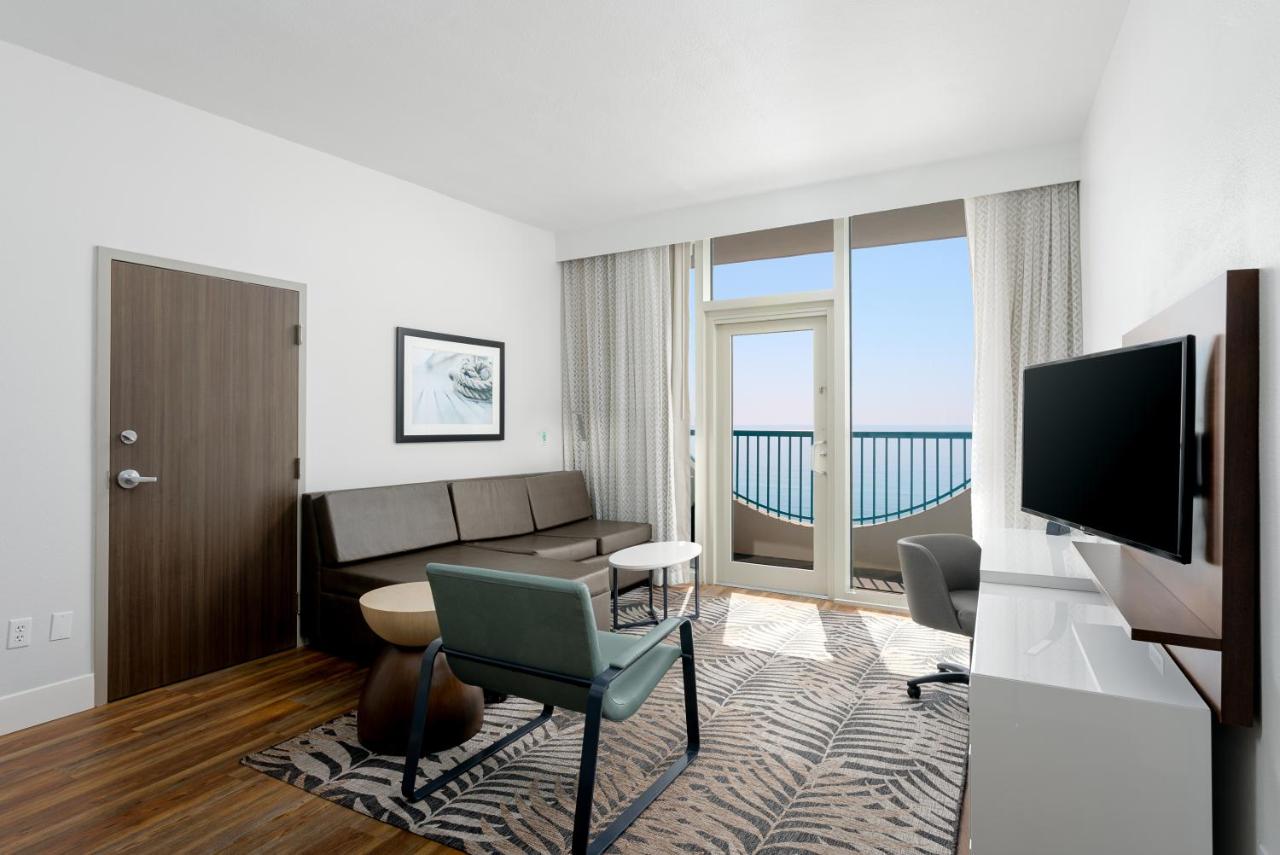 King Suite - Non-Smoking at Holiday Inn Express Pensacola Beach by IHG