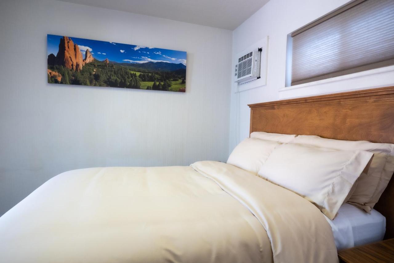 | ColoRADo Adventure Hostel