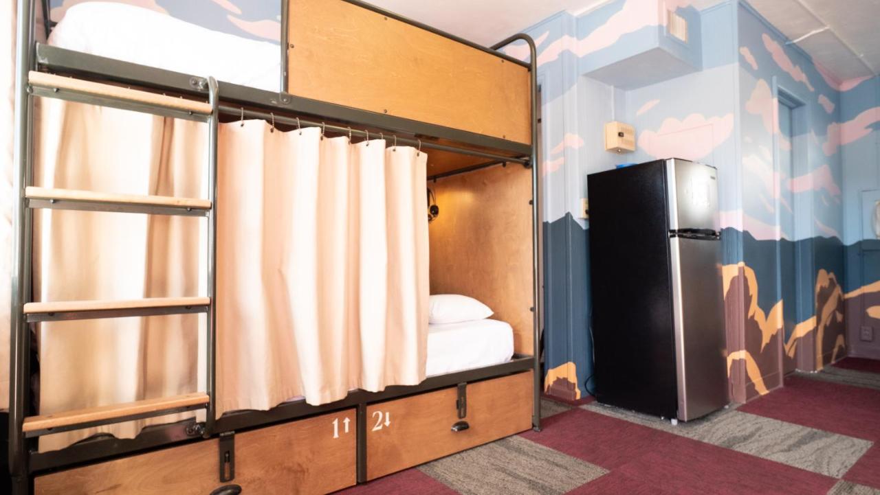 | ColoRADo Adventure Hostel