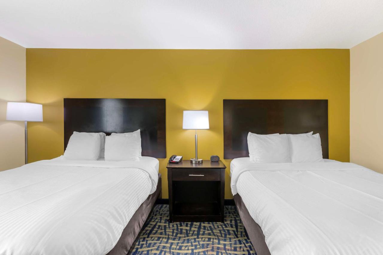 Queen Room with Two Queen Beds - Non-Smoking/Disability Access at Best Western Plus Brunswick Inn & Suites