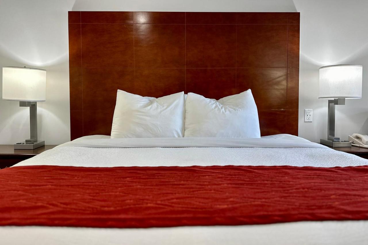 | Hyland Inn near Pasadena Civic Center