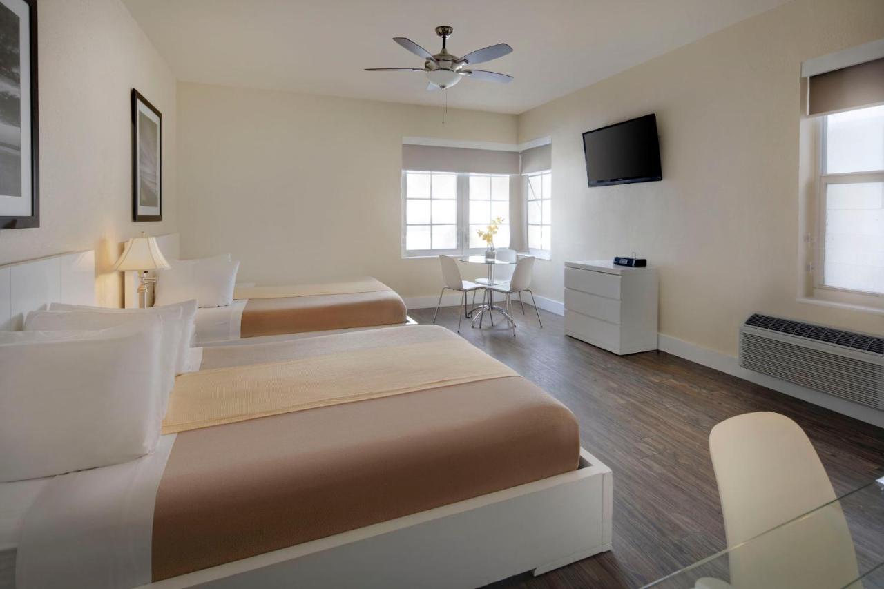 Studio with Kitchen (4 adults) at Ocean Five Hotel