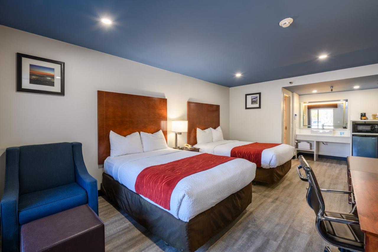 | Hyland Inn near Pasadena Civic Center