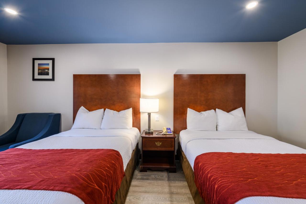 | Hyland Inn near Pasadena Civic Center