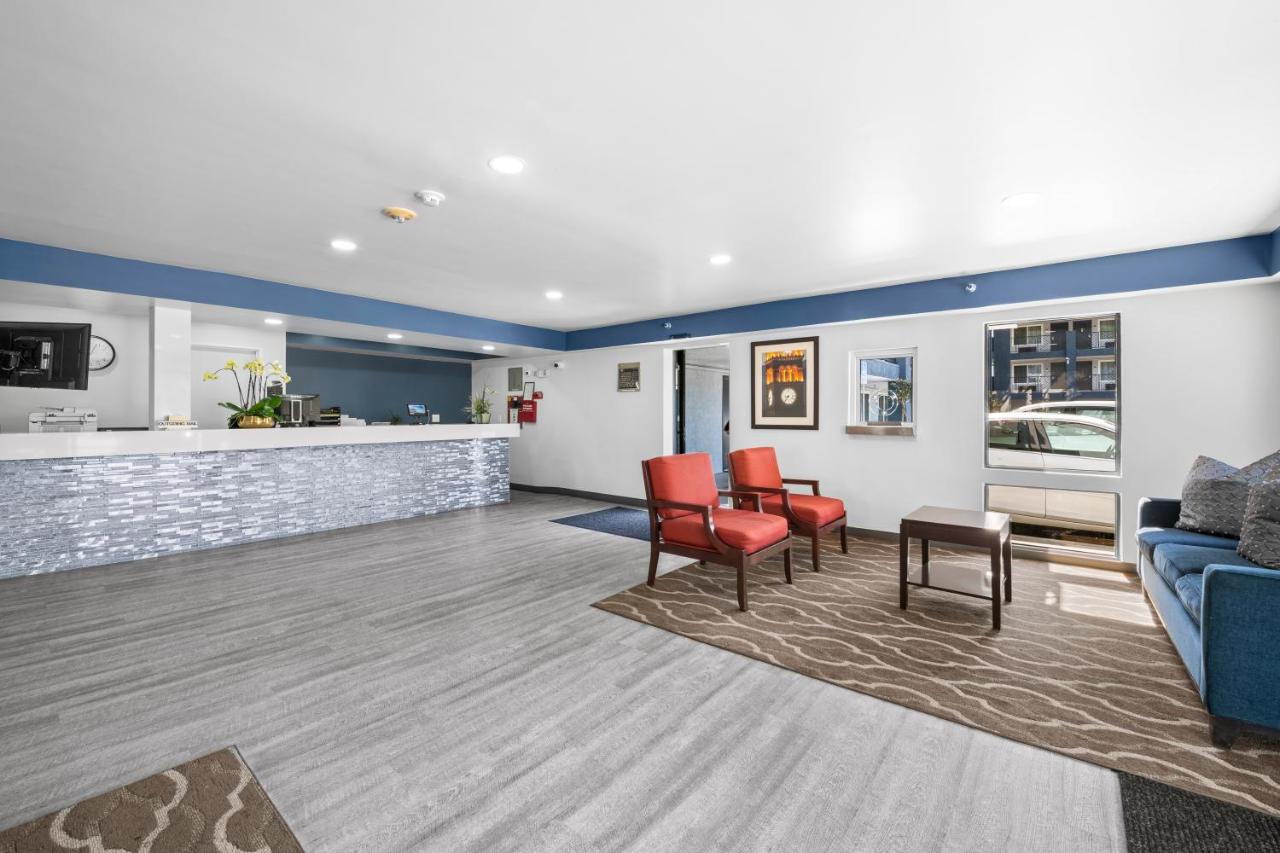 | Hyland Inn near Pasadena Civic Center
