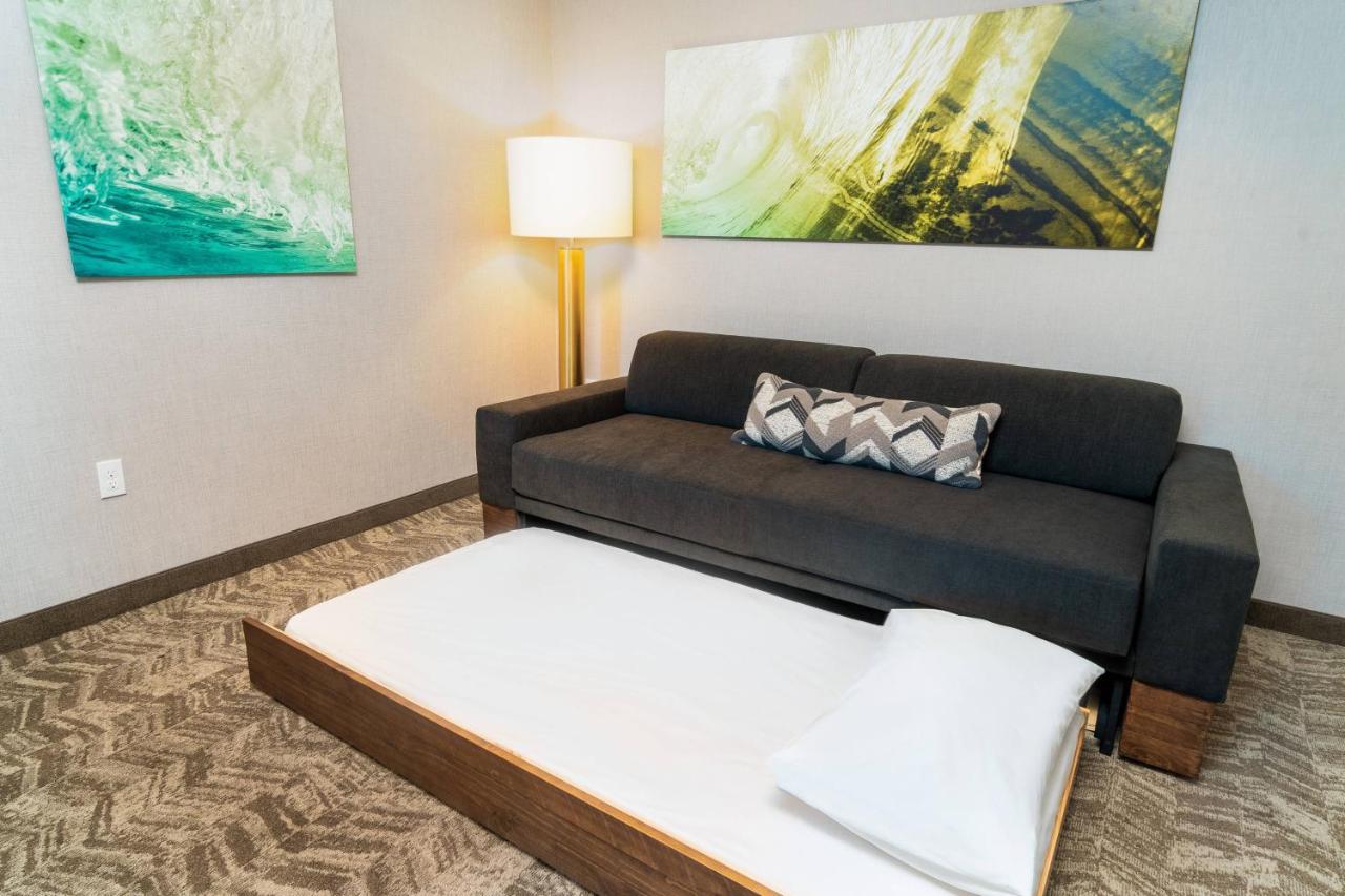Suite, 2 Queen, Trundle bed at SpringHill Suites by Marriott Newark Fremont