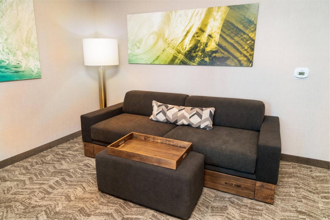 Suite, 2 Queen, Trundle bed at SpringHill Suites by Marriott Newark Fremont