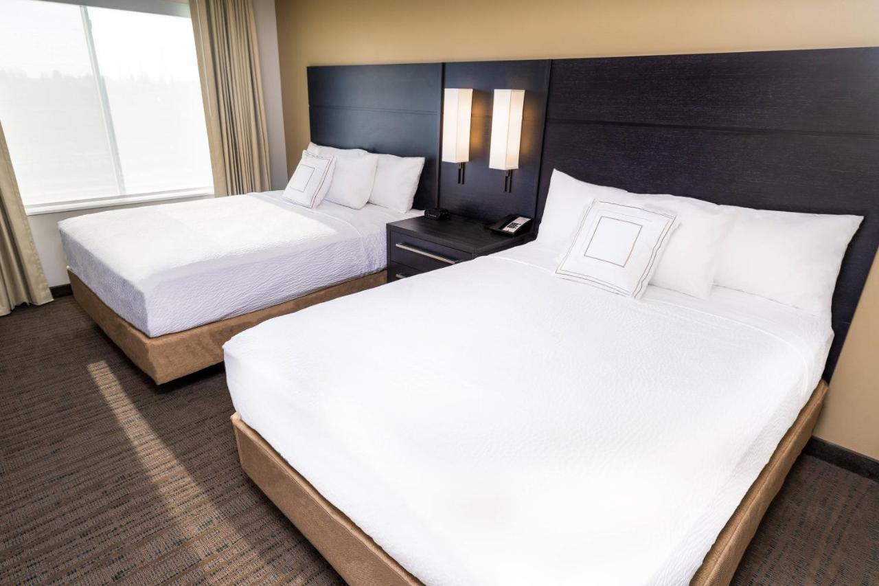 One-Bedroom Suite with Two Queen Beds and Sofa Bed - Courtyard View at Residence Inn by Marriott Rocklin Roseville