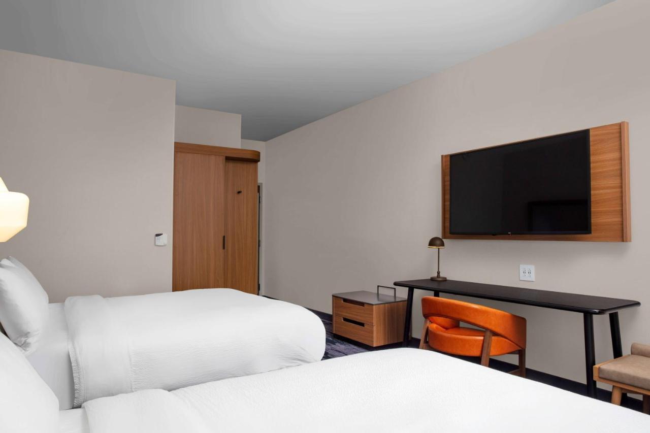 | Fairfield by Marriott Inn & Suites Lewisburg