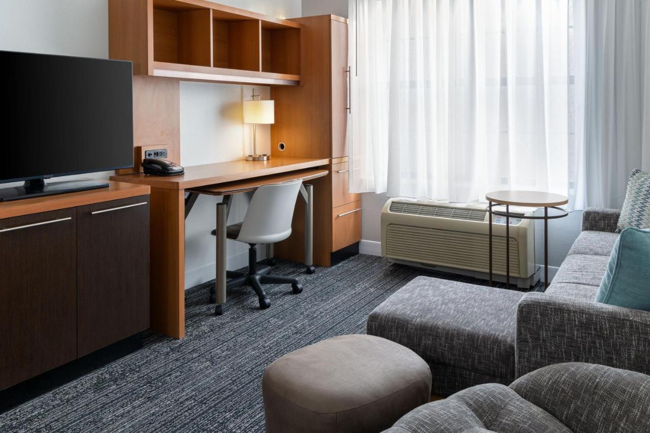 Two-Bedroom Suite at TownePlace Suites by Marriott Sacramento Roseville
