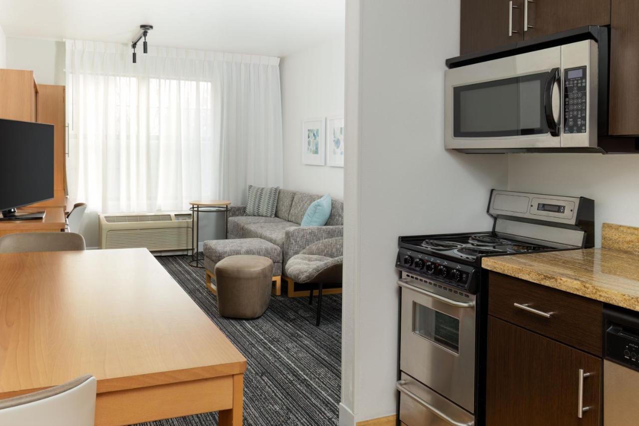 Two-Bedroom Suite at TownePlace Suites by Marriott Sacramento Roseville