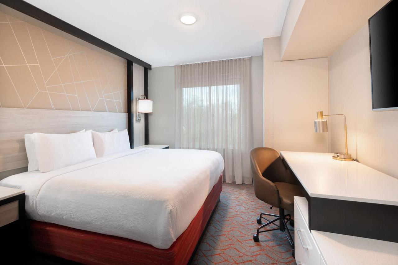 Room #18419519 at SPRINGHILL SUITES BY MARRIOTT CONYERS