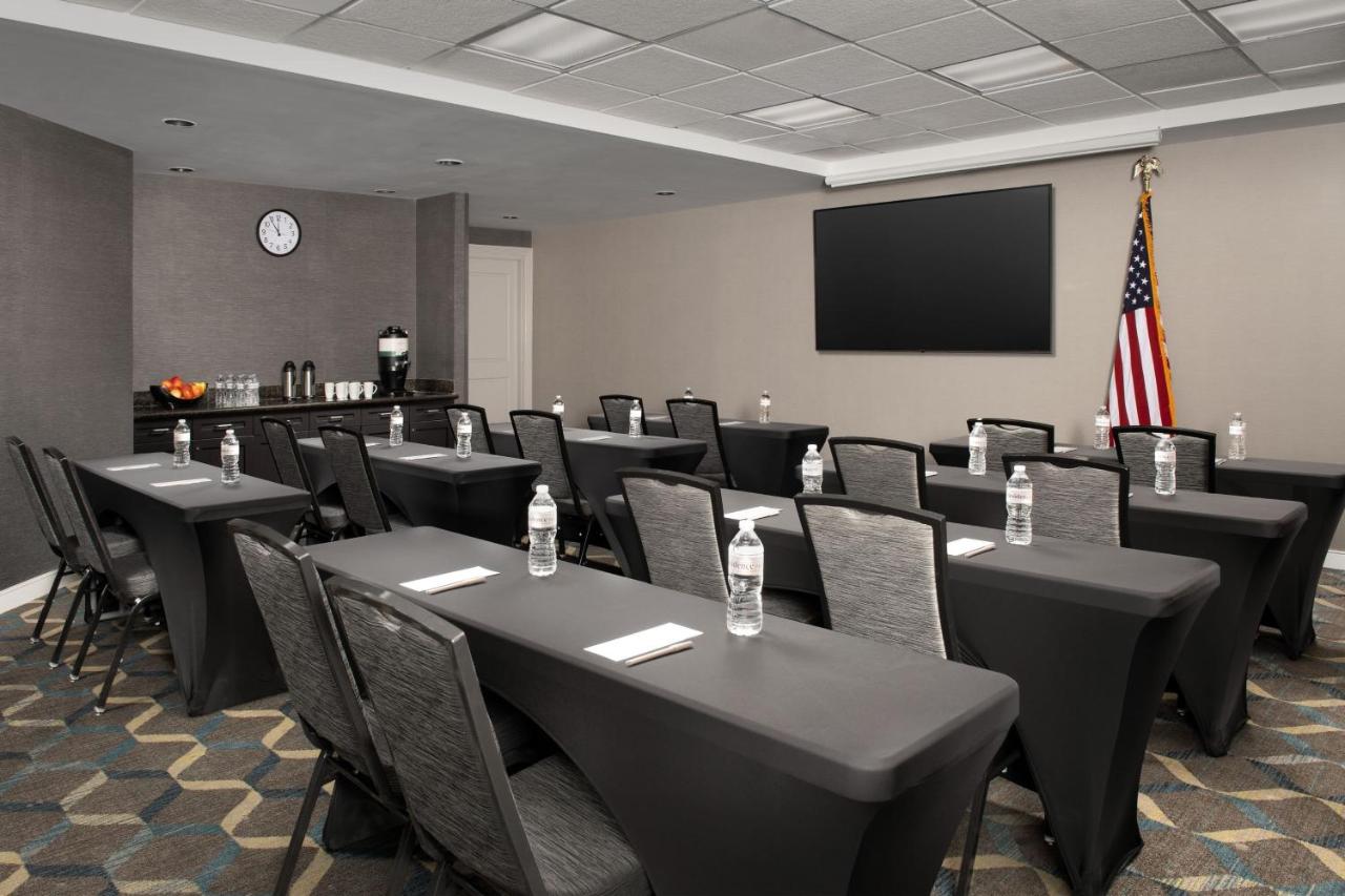 | Residence Inn by Marriott Fayetteville Cross Creek