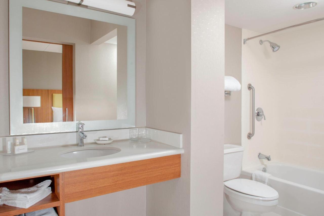  | SpringHill Suites Cincinnati North Forest Park