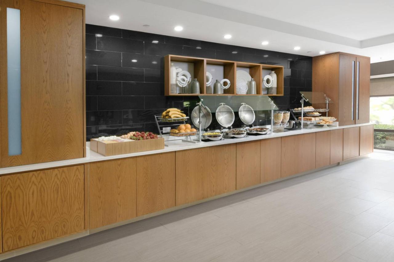 | SpringHill Suites Dallas Addison/Quorum Drive