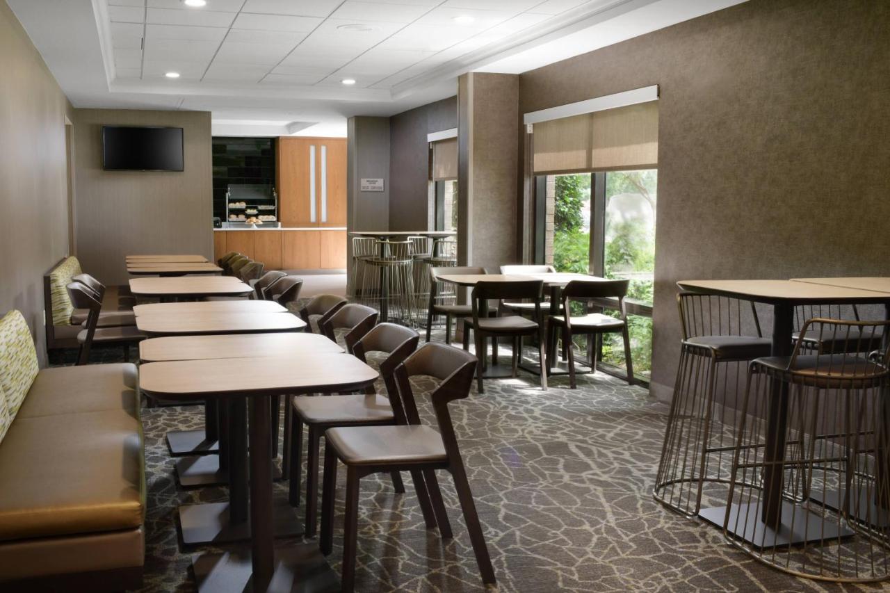 | SpringHill Suites Dallas Addison/Quorum Drive