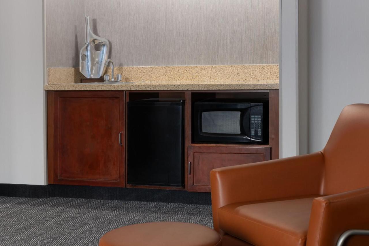 | Courtyard by Marriott Ontario Rancho Cucamonga