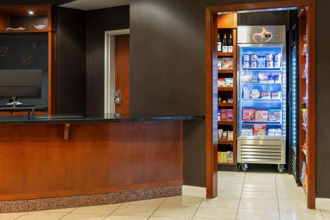 | Courtyard by Marriott Ontario Rancho Cucamonga
