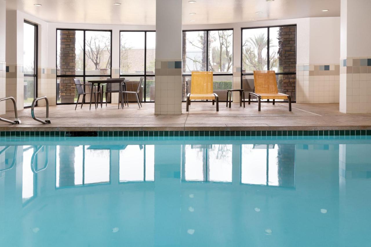 | Courtyard by Marriott Ontario Rancho Cucamonga