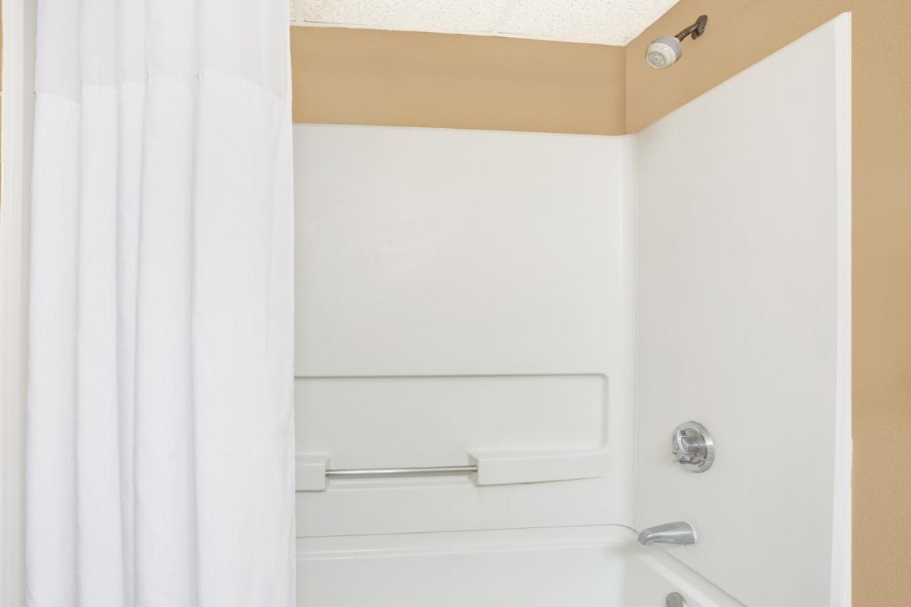 Deluxe Double Room with Two Double Beds - Non-Smoking at Days Inn by Wyndham Newport News City Center Oyster Point