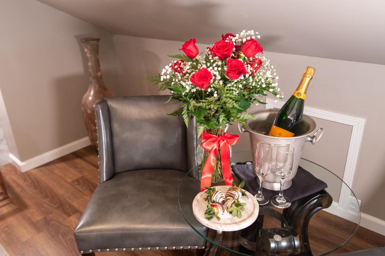 | Inn at Parkside