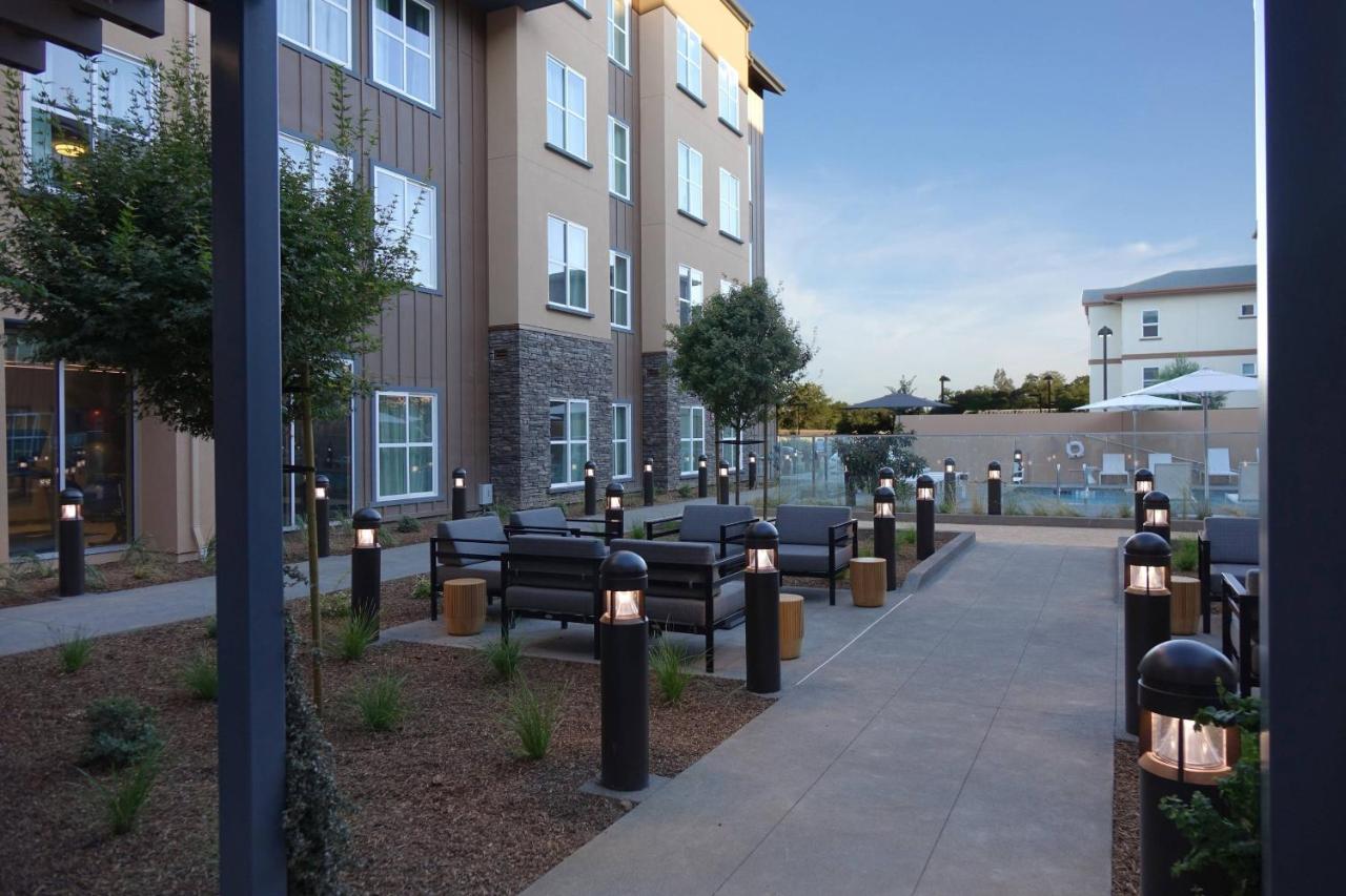 | Hotel Trio Healdsburg