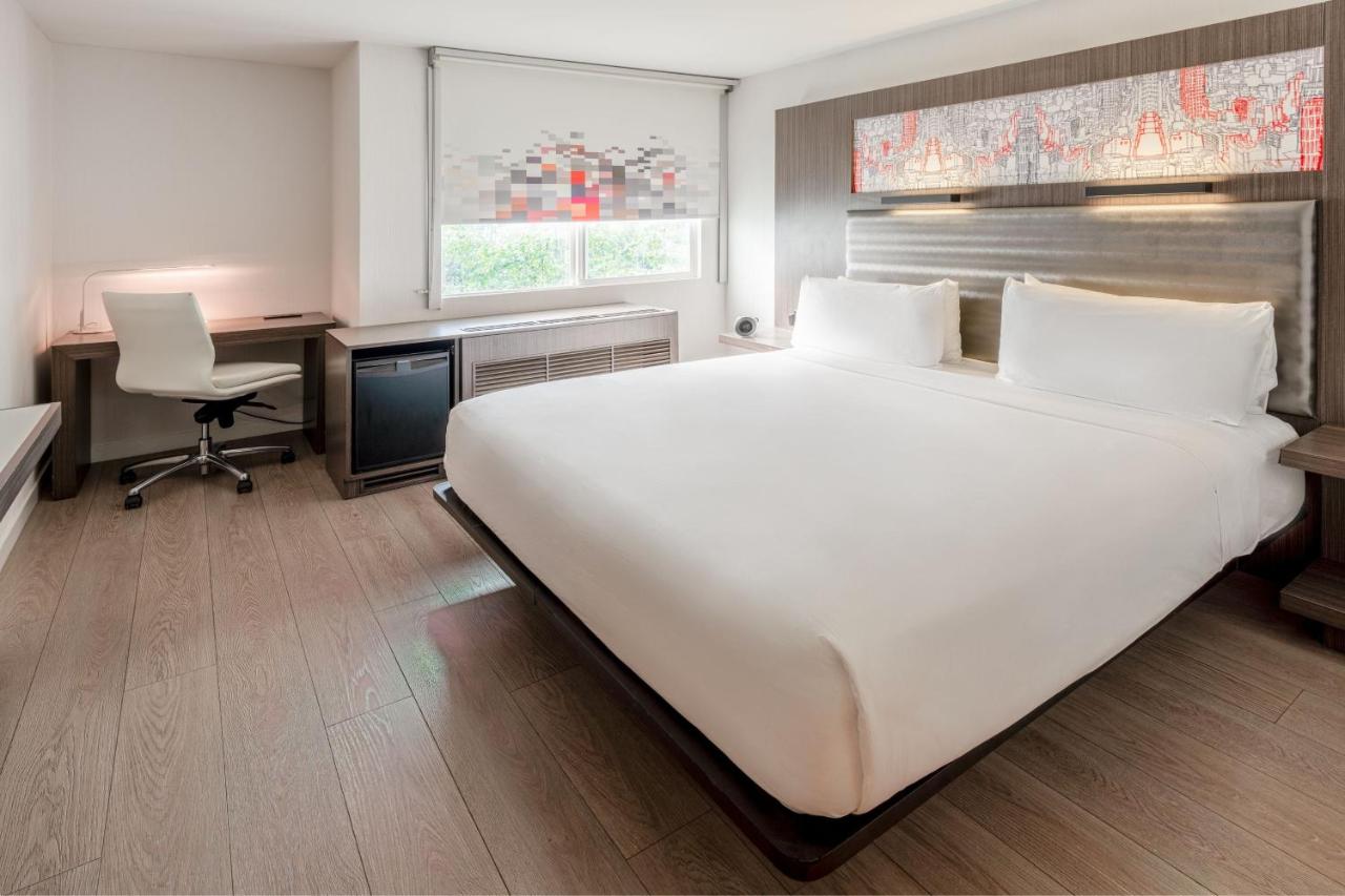 Savvy Guest Room, Larger Guest room, 1 King at Aloft by Marriott Sunnyvale
