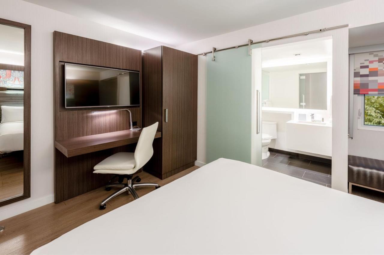 Aloft Guest Room, Guest room, 1 Queen at Aloft by Marriott Sunnyvale