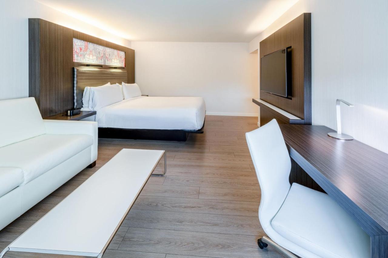 Aloft Suite, Suite, 1 King, Corner room at Aloft by Marriott Sunnyvale