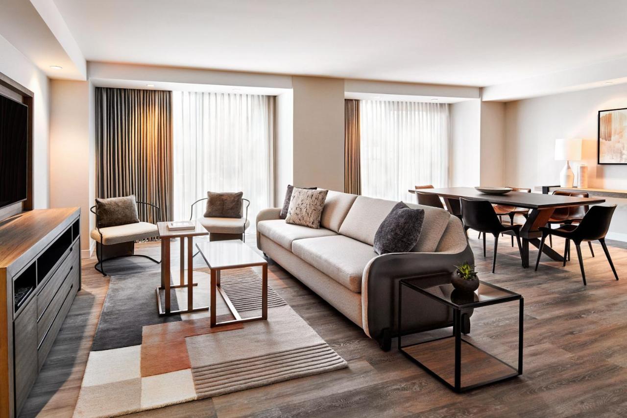 | Sheraton Phoenix Downtown