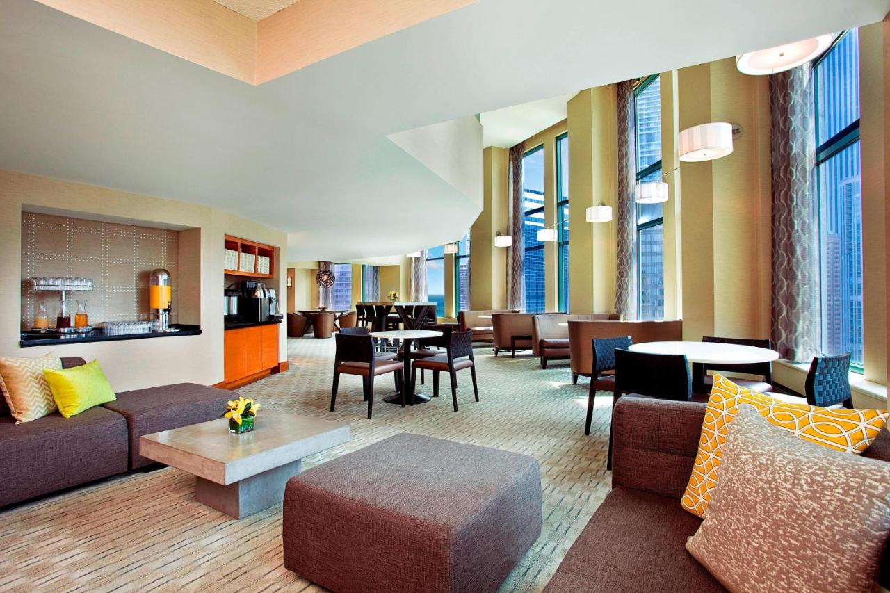 Club King Room with City View - High Floor at Sheraton Grand Chicago Riverwalk