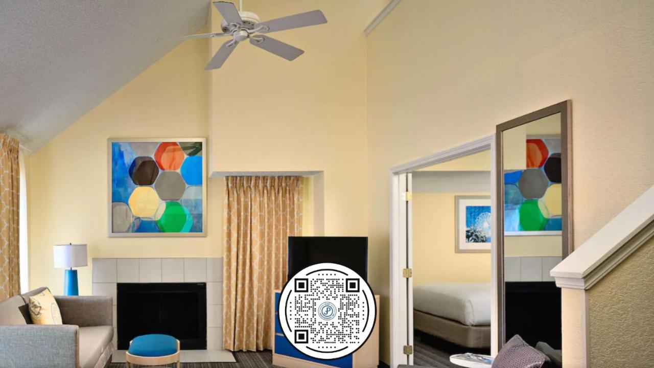 Two-Bedroom Suite at Sonesta Simply Suites Cleveland Airport