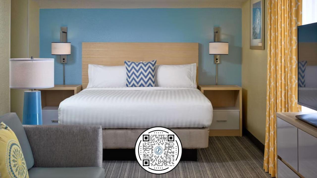 King Studio at Sonesta Simply Suites Cleveland Airport