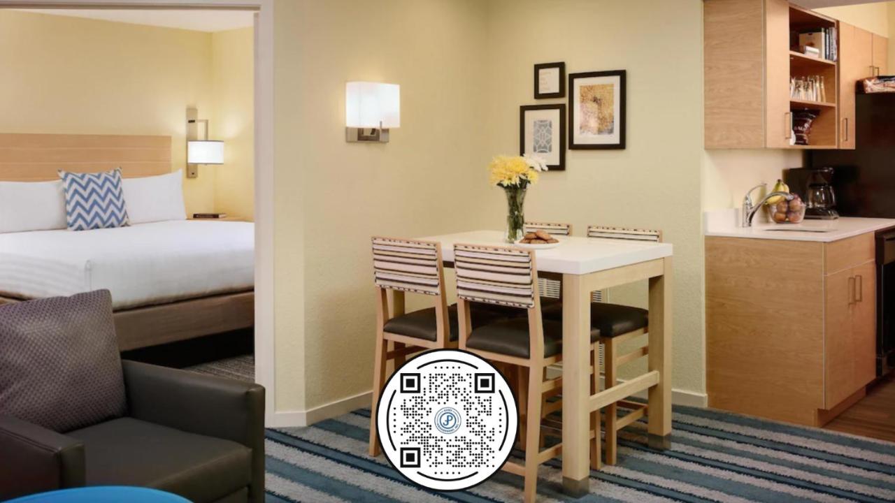 Two-Bedroom King Suite with Fireplace at Sonesta Simply Suites Dublin Columbus