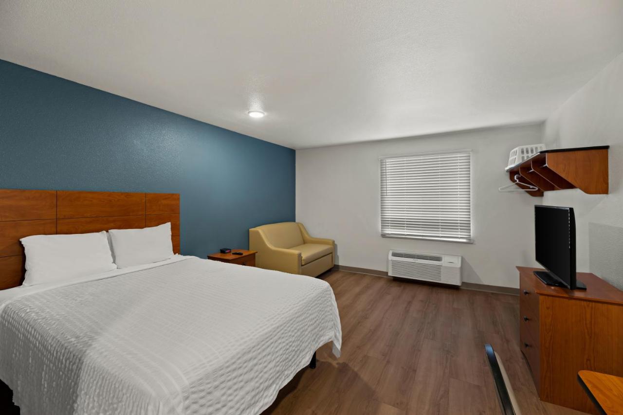 Standard Double Room with Sofa Bed - Accessible/Non-Smoking at WoodSpring Suites El Paso I-10 Southeast