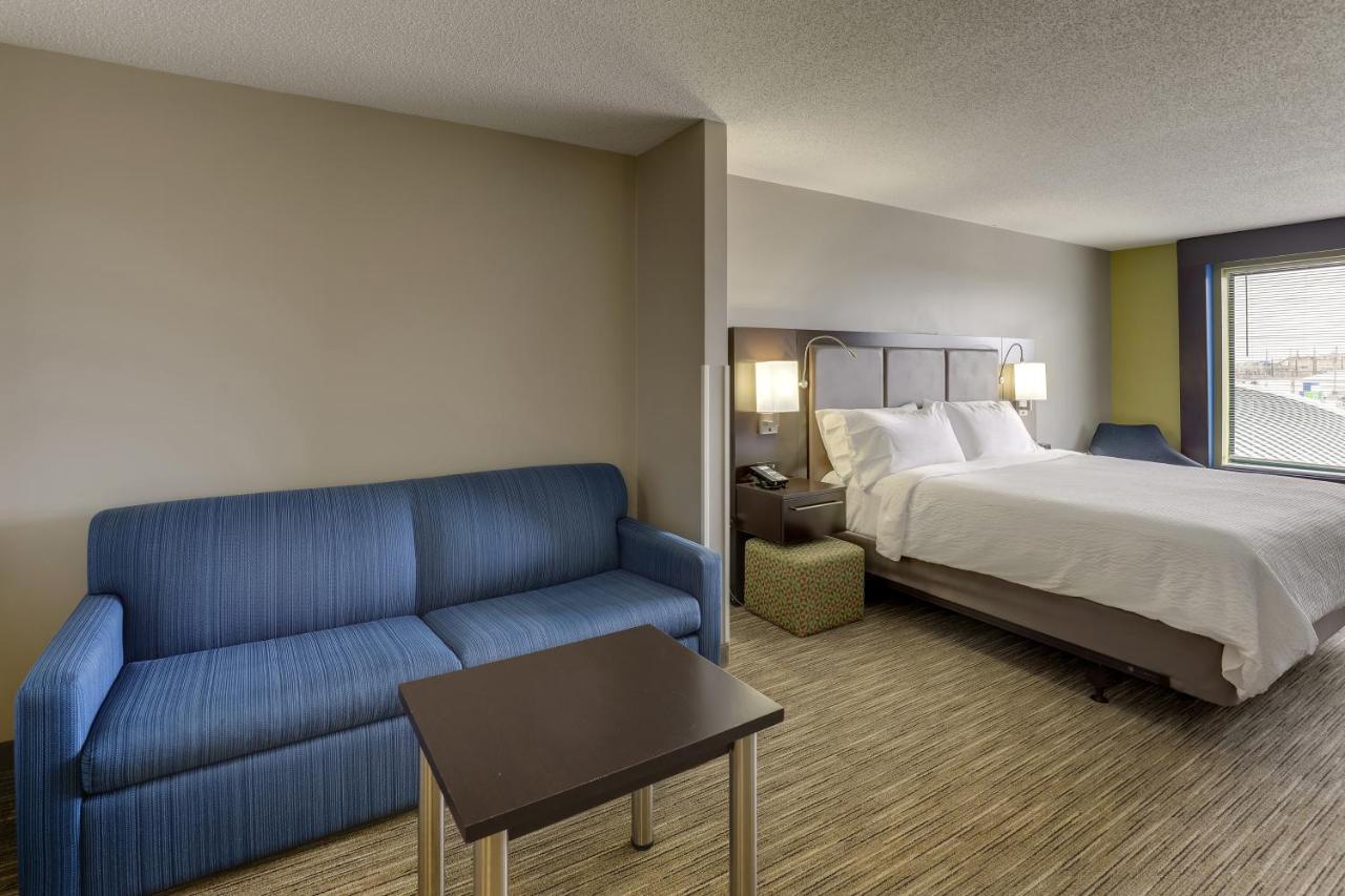 | Holiday Inn Express Hotel & Suites Bryan-Montpelier, an IHG Hotel