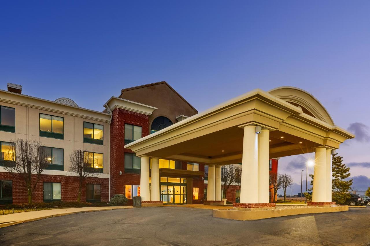 | Holiday Inn Express Hotel & Suites Bryan-Montpelier, an IHG Hotel