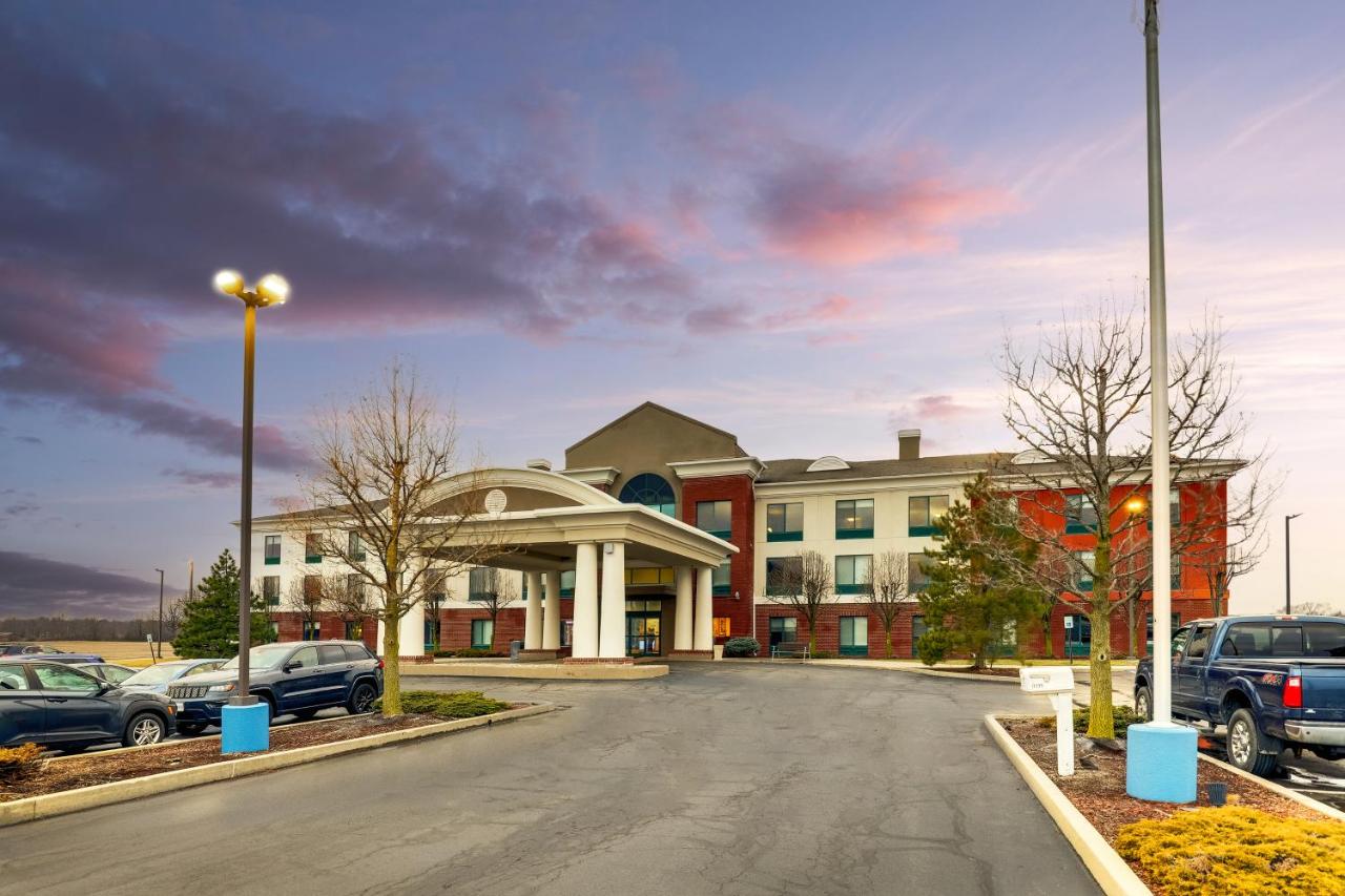 | Holiday Inn Express Hotel & Suites Bryan-Montpelier, an IHG Hotel