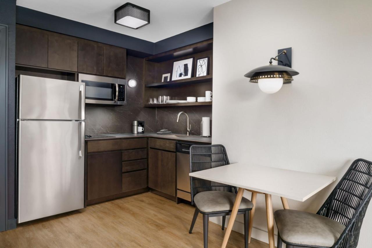 Queen Studio with Sofa Bed at Residence Inn by Marriott Miami Aventura Mall